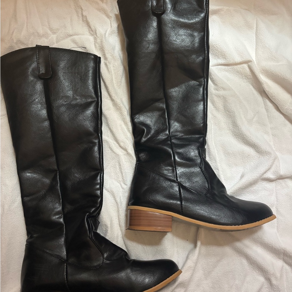 Black Leather Women's Knee-High Boots